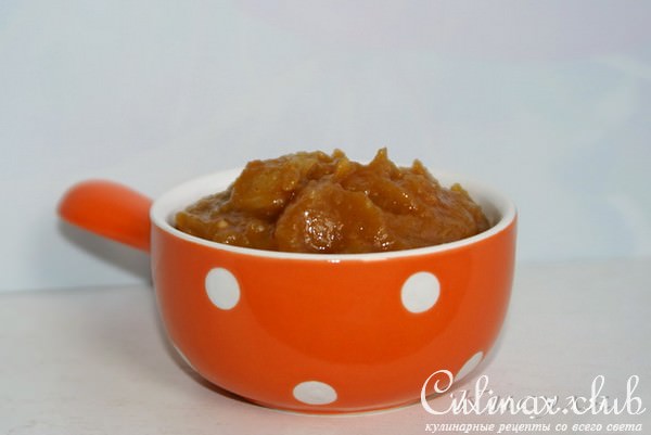 Тыквенно-яблочный чатни с кусочками винограда