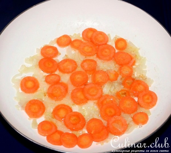 Суп с мясным фаршем и обжаренным пшеном