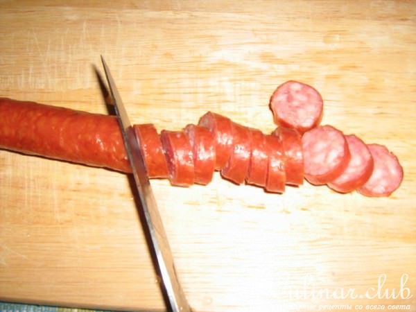 Суп из щавеля с колбасками 