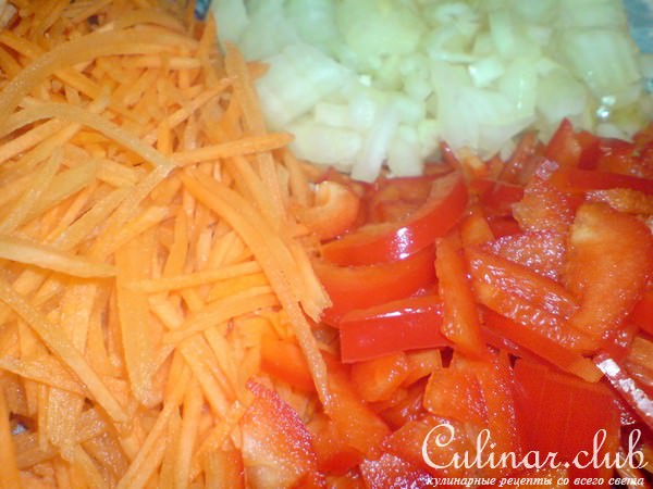 Запечённый томатный суп с яйцом и сыром