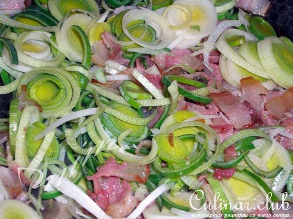 чаудер с лососем и морепродуктами