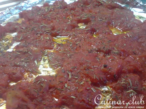 Запечённый томатный суп с яйцом и сыром