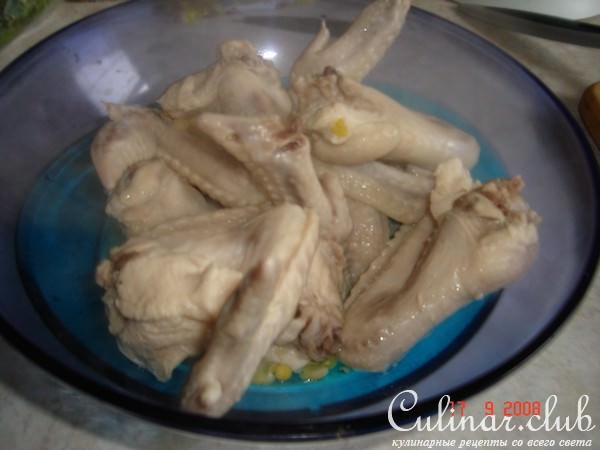 Гороховый суп с куринными крылышками 