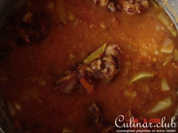 Чечевичный суп с ребрышками