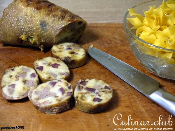 Лапша с утиными потрошками и фаршированной шейкой