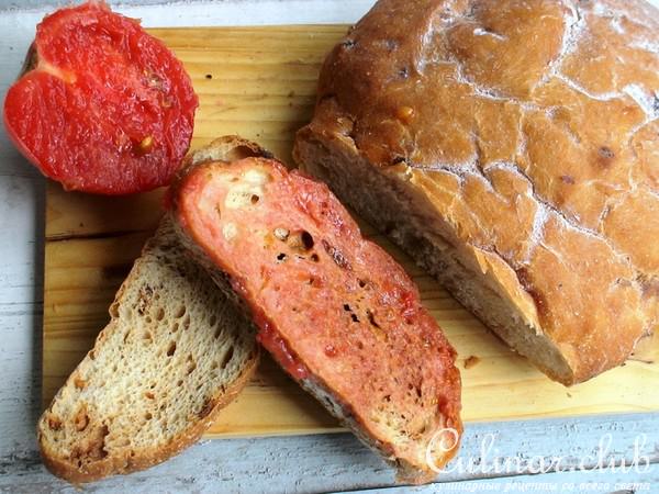 Овощной, летний супчик с томатно-чесночными гренками 