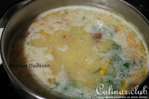 Гороховый суп с копчеными крылышками 