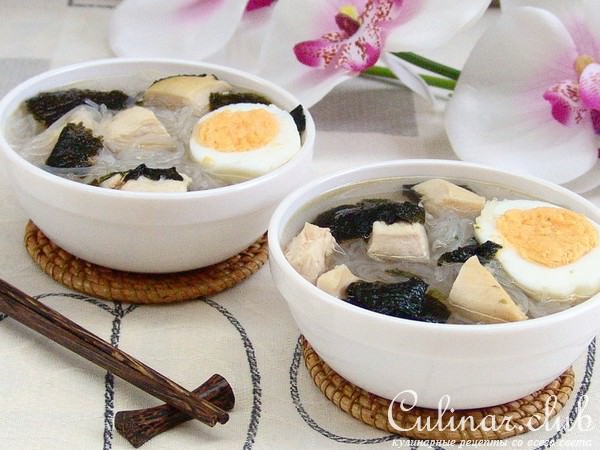 Тайский куриный суп 