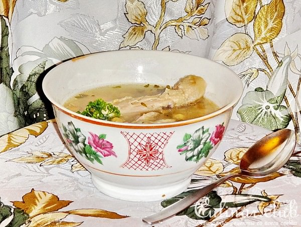 Суп из бараньего гороха с курицей / Shourabit djaj mah hommous