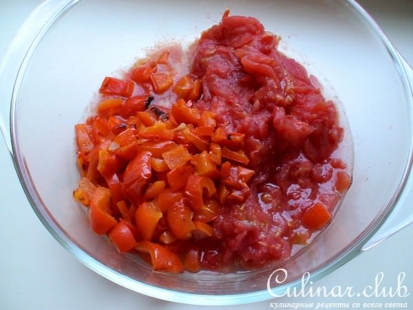 Овощной, летний супчик с томатно-чесночными гренками 