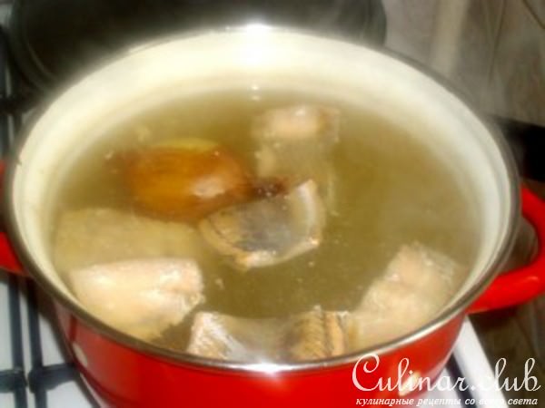 Суп с овощами из горбуши