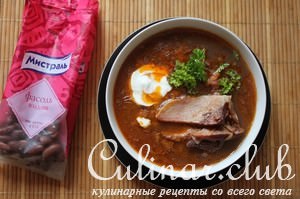 Фасолевый суп на свиной рульке