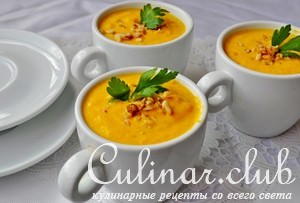 Морковно-сливочный суп-пюре с карри и ананасами