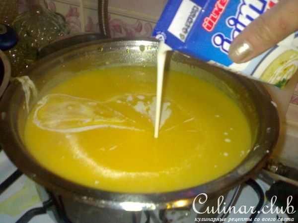 Нежный куриный крем-суп