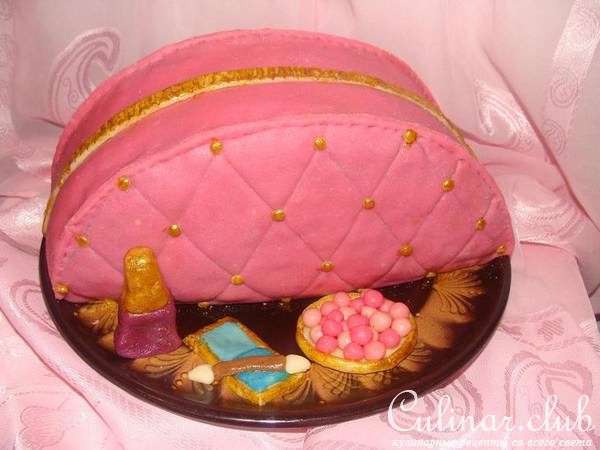 Торт "Косметичка для маленькой модницы"