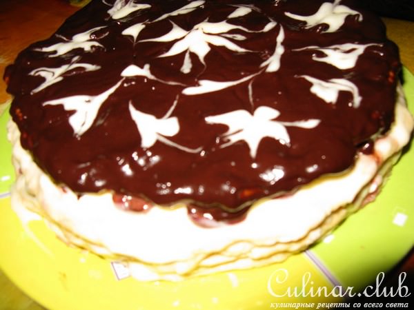 Торт "Влажная вкусняшка" с вишней