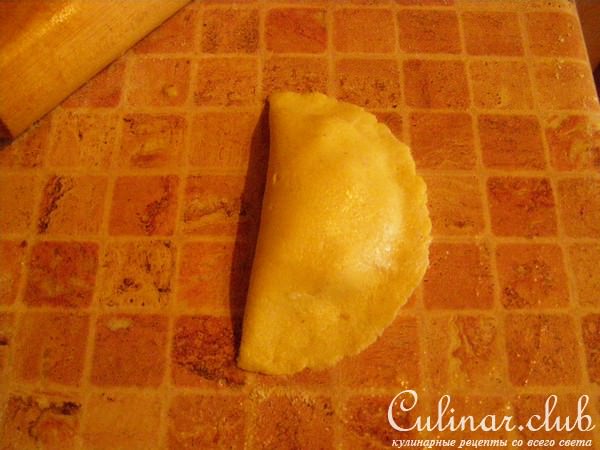 Чебуреки из кукурузной муки