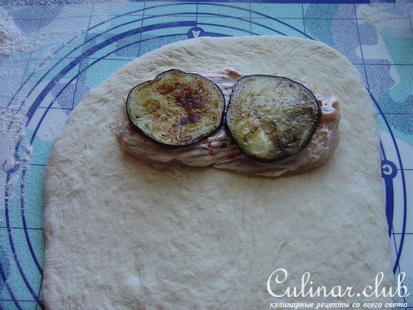 „Кармашки“ с куриной грудкой и баклажанoм.