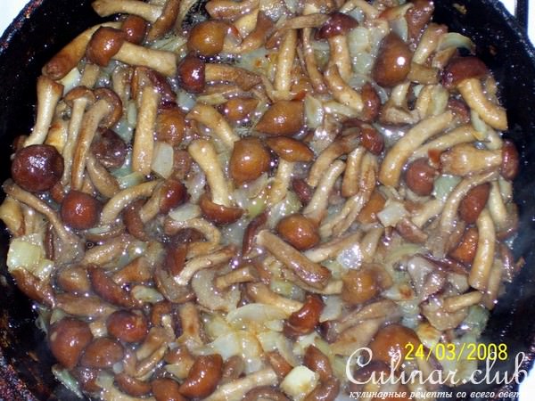 Киш с грибами и картошкой