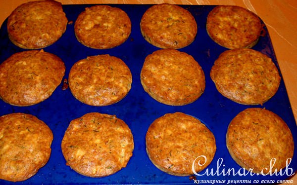 Несладкие Маффины из мацы с сыром фета и укропом