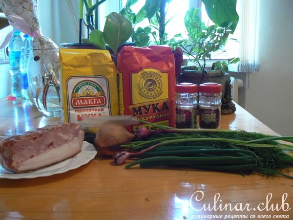 Лепешки из смеси кукурузной и пшеничной муки