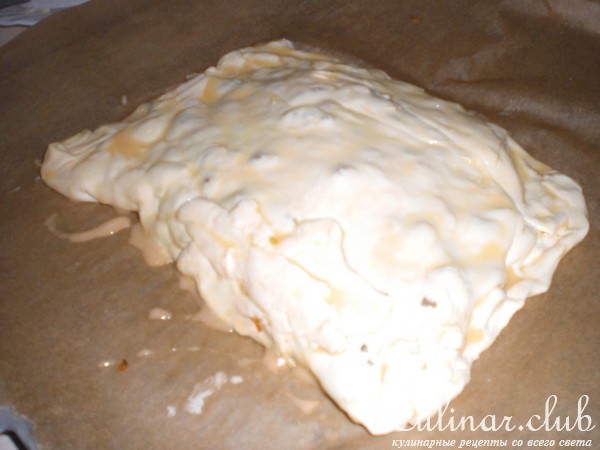 Пирожок из слоёного теста с мясом и грибами (вариант) 