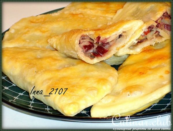 Чебуреки с фасолевой начинкой ( в пост)