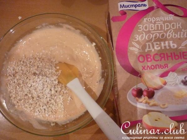 Сырники с овсяными хлопьями и красной рыбой