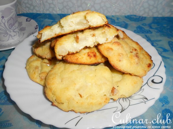 Творожные лепешки с грушей