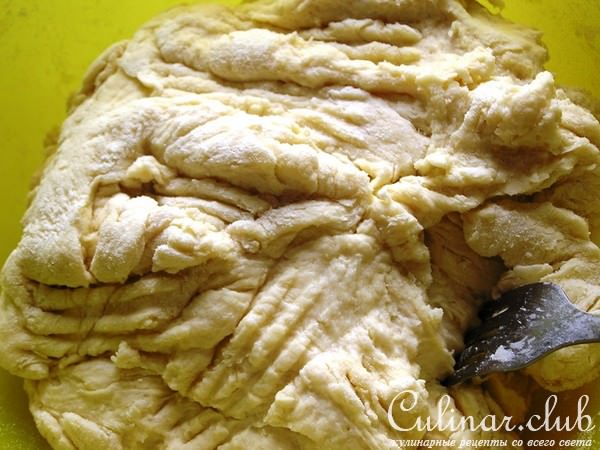 Пончики-пирожки с зеленью и сырами.