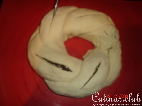 Калач с начинкой