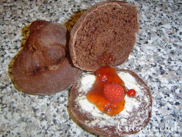 Шоколадный хлеб, с булочками. 