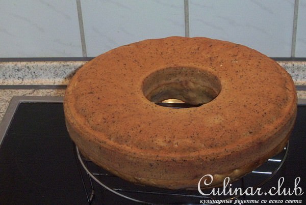кекс с маком и орехами