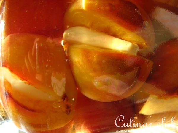 Маринованные сливы с чесноком