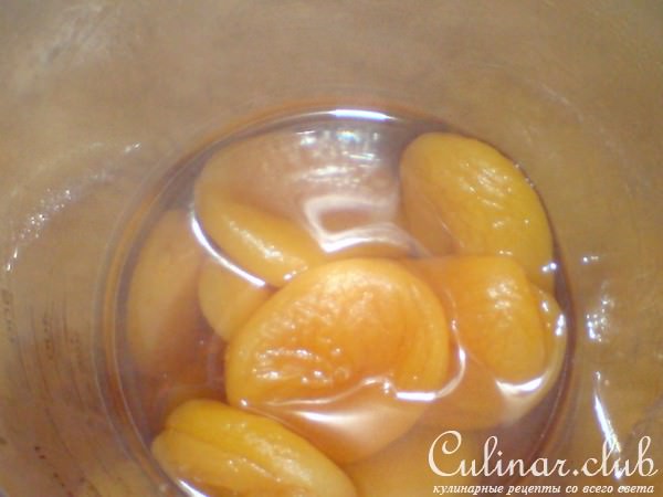 Десерт из кураги с коньяком и со сливками