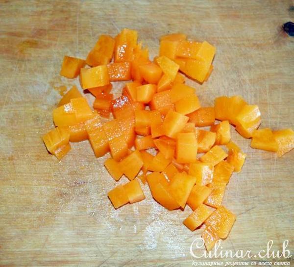 Панакота с карамельной хурмой и гранатом