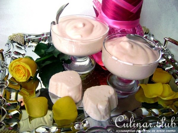 Мусс со вкусом персика «Небесное наслаждение»( по мотивам десерта «Птичье молоко»). 